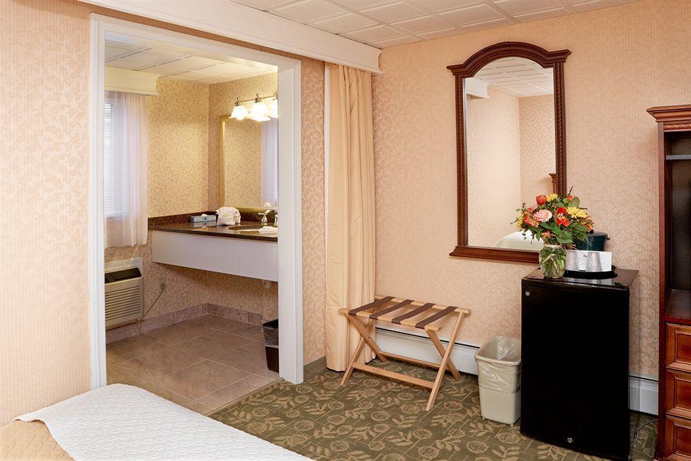 King's Port Inn 3*